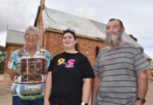 Roof repair wait not stopping congregation