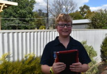 Fire started in a flash