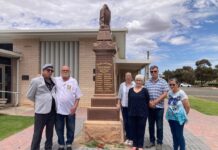 Owen pays tribute on Remembrance Day