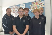 Students put hands up for reconciliation